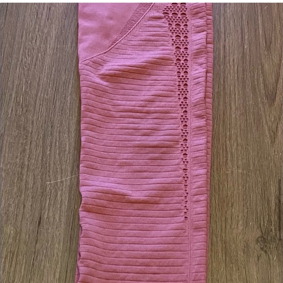 Gymshark EUC Energy + Seamless Dusty Pink Leggings Size Medium high waisted - Picture 8 of 15